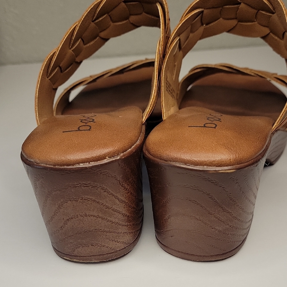 B.O.C tan slip-on sandals with Woven Detail, nice with a midi dress #1 - Picture 4 of 6